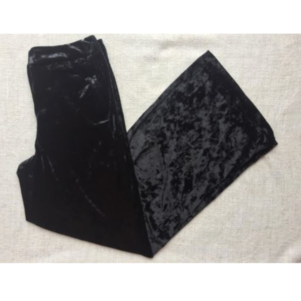 NEW Womens CYNTHIA ROWLEY Solid Black Velvet Sz6